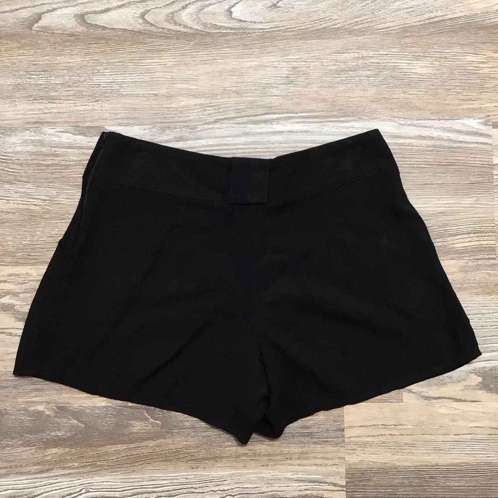 A. Byer Black Side Zip High Rise Pleated Dress Shorts 9